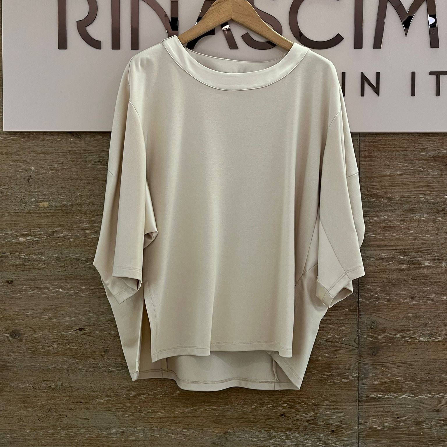 Jerseyshirt mit seitlichem Ledereinsatz