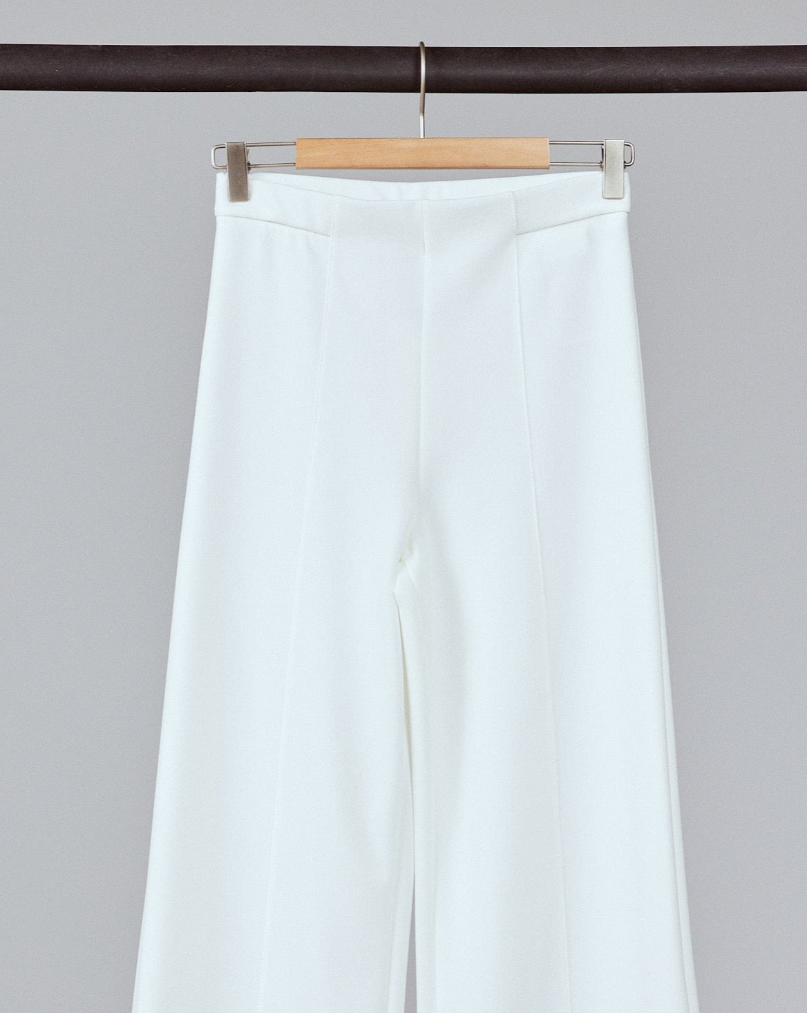 Hose-Stretch-C5-Rinascimento-Boutique-Mode-Salzburg-Fruehling-Sommer-Damenmode-Trend-Italien-Fashion-Instagram