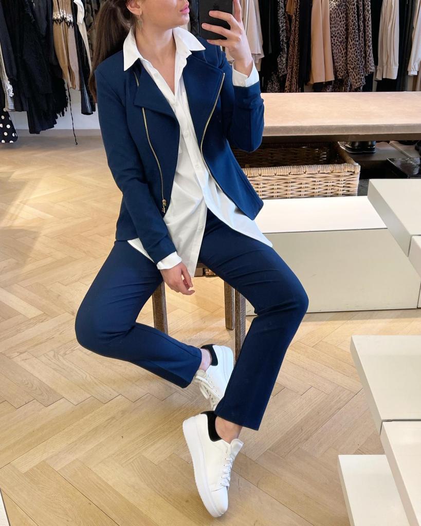 Rinascimento-kauflokal-altstadt-naturfaser-outfit-instagram-c5rinascimento-shopping-onlineshopping-salzburg-c5-OOTD-austria-madeinitaly--fashion-salzburgkauftlokal-Casual-Comfy-Cozy-sale-winter