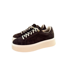 Brauner Damen Sneaker aus Wildleder mit Plateausohle – Boutique C5 Salzburg