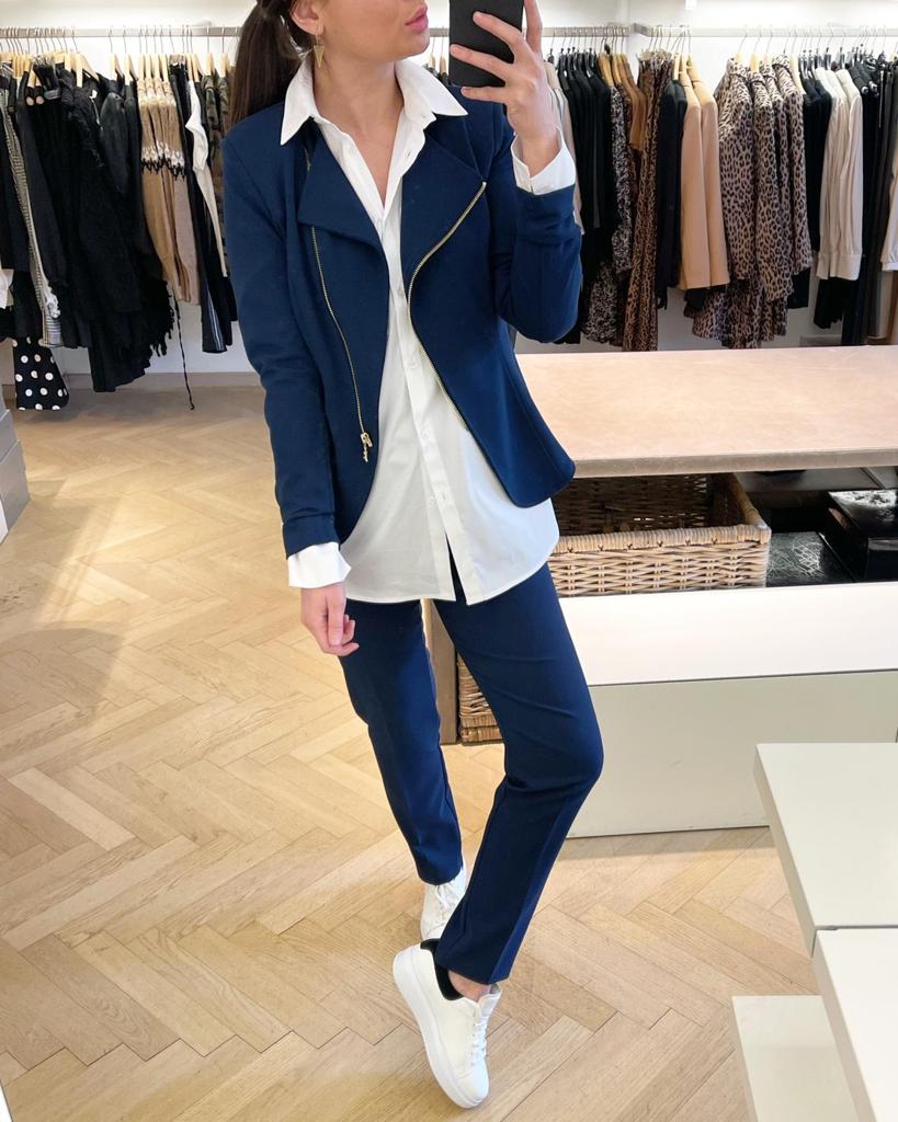 Rinascimento-kauflokal-altstadt-naturfaser-outfit-instagram-c5rinascimento-shopping-onlineshopping-salzburg-c5-OOTD-austria-madeinitaly--fashion-salzburgkauftlokal-Casual-Comfy-Cozy-sale-winter